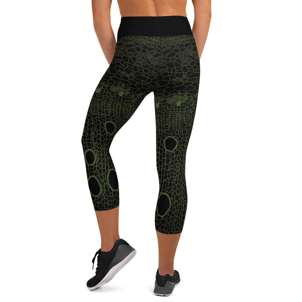 Yoga Capri Leggings : Hemp Cell - Black w/ Green print
