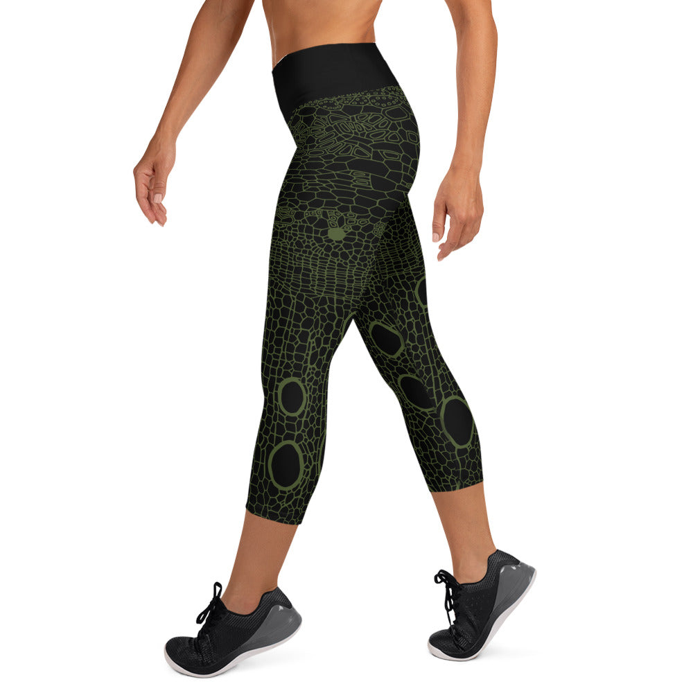 Yoga Capri Leggings : Hemp Cell - Black w/ Green print